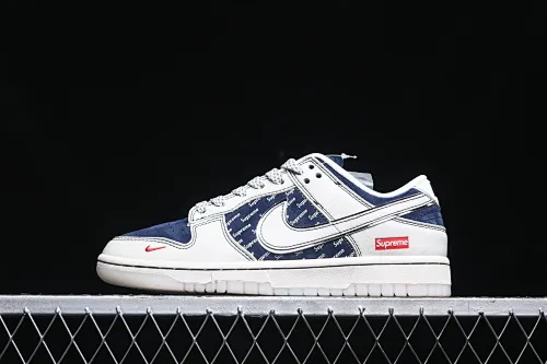 All categories Nk SB Dunk Series Nk SB Dunk Low High-end customized low-top sneakers Nk SB Dunk Low Supreme joint-white and blue English crystal bottom Anniversary high-end customized low-top casual sneakers XS1086-002